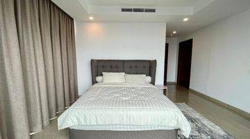 Gambar 4 Apartement Essence Darmawangsa 4 BR Furnished Bagus