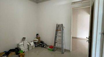 Gambar 1 Jual Rumah Cantik 2 Lantai Semi Furnished Di Penggilingan Jakarta Timur