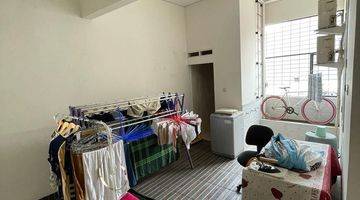 Gambar 2 Jual Rumah Cantik 2 Lantai Semi Furnished Di Penggilingan Jakarta Timur