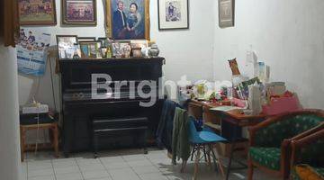 Gambar 1 Rumah Di Rawamangun, Hanya Selangkah Ke Unj, Cocok Untuk Usaha Catering [r 1117 J]