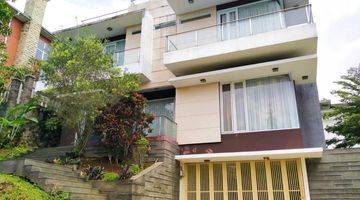 Gambar 3 Rumah 3 Lantai Full Furnished SHM di Dago Resort Bandung