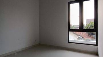 Gambar 5 Rumah 2 Lantai Baru Unfurnished SHM di Cijagra Buah Batu, Bandung