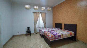 Gambar 2 Rumah 3 Lantai Baru Semi Furnished SHM di Cigadung, Bandung