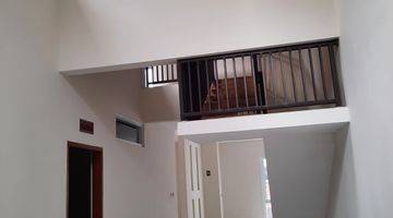 Gambar 4 Rumah Scandinavian 2 Lantai Baru Unfurnished SHM di Jalan Kembar Regol, Bandung