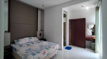 Gambar 5 Rumah 3 Lantai Full Furnished SHM di Dago Resort, Bandung