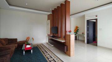 Gambar 4 Rumah 3 Lantai Full Furnished SHM di Dago Resort Bandung