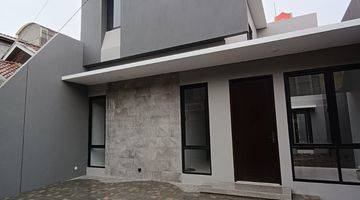 Gambar 3 Rumah Baru 2 Lantai Di Kembar Sayap Bkr Lingkar Selatan, Bandung