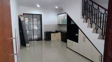 Gambar 1 Rumah Green Lake City East Asia Disewa Luas 4x12m2 Jakarta Barat