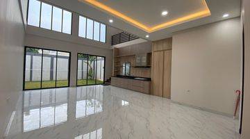 Gambar 1 Rumah Mewah Siap Huni di Cluster Santorini Sentul City Bogor