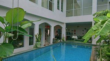 Gambar 1 Djual Rumah Homey  Dengan Private Pool Dalam Perumahan  Bebas Banjir Cipinang Jakarta Timur