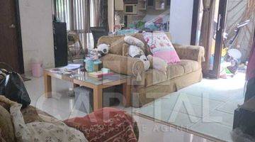 Gambar 5  Rumah 2.5 Lantai Minimalis Full Furnish Dua Muka D Hook Arcamanik 