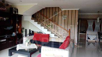 Gambar 1 Rumah Minimalis 3 Lt di Resort Dago Pakar