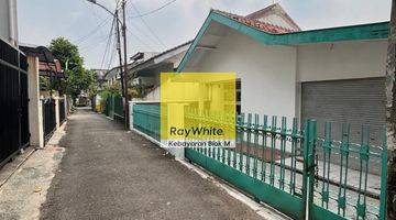 Gambar 2 Dijual Rumah Tinggal Hitung Tanah Jl. Nipah Xiv, Kebayoran Baru