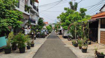 Gambar 2 Dijual Rumah Lingkungan Asri Pasar Minggu