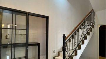 Gambar 4 Dijual Rumah Semi Furnished Jakarta Selatan