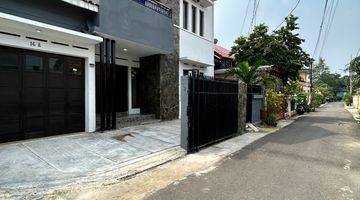 Gambar 4 Di Jual Cepat Rumah 2 Lantai Siap Huni Akses Jalan 2 Mobil di Tebet