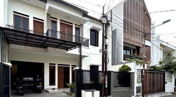 Gambar 1 Rumah Modern Minimalis Di Tebet Siap Huni