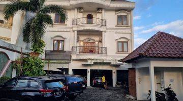 Gambar 1 Kostel Mewah Dijual Dekat Amplaz, Siap Untung Besar 