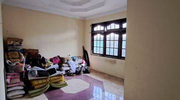 Gambar 5 Rumah 2 Lantai di Belakang Apartment Slipi, Hook 7 Kamar SHM