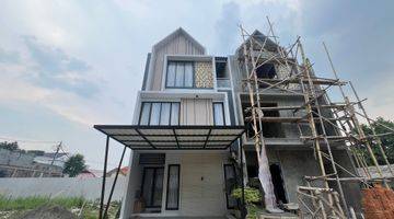 Gambar 5 Sudah All In Rumah Baru 3 Lantai Dengan Lift, Bisa Custom Layout di Pejaten Raya