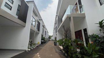 Gambar 1 Dijual Nego Furnished Cluster 2 Lantai di Jagakarsa