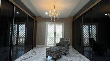 Gambar 5 Dijual Villa Luxury Daerah Polonia Komp The Palace