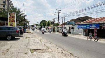 Gambar 3 RUKO DI SEWAKAN JL.DARUSSALAM( SAMPING ALFAMIDI) DEKAT GATOT SUBROTO MEDAN