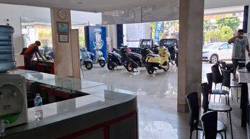 Gambar 1 Dijual Showroom Motor SHM 2 Lantai di Jalan Utama