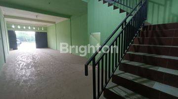 Gambar 4 Ruko Bisnis, Jalan Besar, Parkir Luas (Hot Investment)