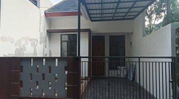 Gambar 1 Dijual Rumah Cantik 1 Lantai Semi Furnished Di Graha Raya