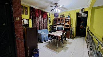 Gambar 4 Dijual Rumah Bagus Jl. Kasuari Bintaro Sektor 9 