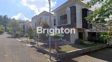 Gambar 1 Rumah One Gate Sistem 2br Listrik Under Groud Row Jalan 8 M