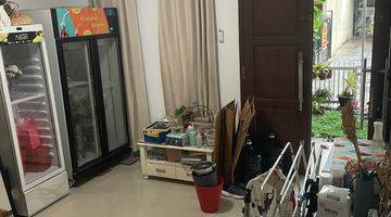 Gambar 4 Dikontrakkan Rumah Full Furnished 2 Lantai + Basement