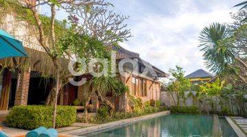 Gambar 2 VILLA LUXURY UMALAS KEROBOKAN BADUNG, BALI