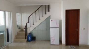 Gambar 4 Dijual Rumah SHM 2lt 4kt 3km Sudah Renov di Cipondoh, Tangerang