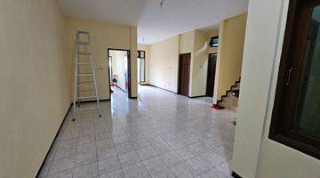 Gambar 3 Dijual Rumah Di Jalan Bunga-Bunga Malang