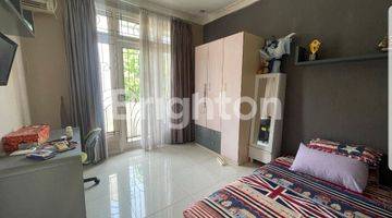 Gambar 5 Dijual Rumah Second Boulevard Kota Wisata Cibubur