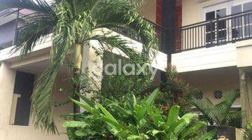 Gambar 1 Rumah 2 Lantai Di Palm Spring Regency Surabaya Selatan