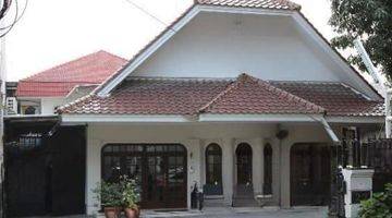 Gambar 1 Rumah Di Hos Cokroaminoto 