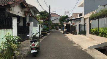 Gambar 2 Dikontrakan Murah Rumah di Jl. Cakrawjaya 4 Blok L No.18 Cipinang Muara Komplek Diskum