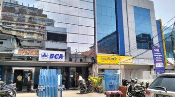 Gambar 1 Lokasi Seberang Bank BCA, Bank Mandiri 