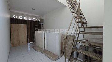 Gambar 1 Rumah Siap Huni Dijual Green Garden - Lt 210m² Sudah Renovasi