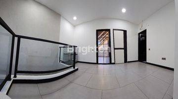 Gambar 5 RUMAH KANTOR MINIMALIS 3 LANTAI SIAP HUNI