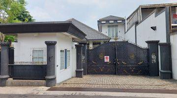 Gambar 1 Rumah Mewah Sultan 2 Lantai Bisa Untuk Kantor