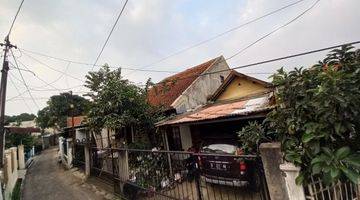 Gambar 4 Rumah Hitung Tanah di Tengah Kota Bandung