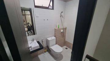 Gambar 3 Rumah Bagus Semi Furnished di Eminent Bsd City, Tangerang