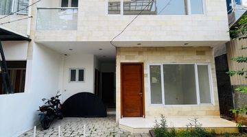 Gambar 2 For Sale Rumah Di Pejaten - Brand New, Unit Pojok, Unfurnished