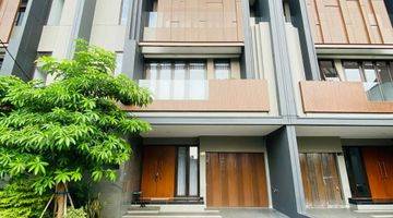 Gambar 3 Town House Di Pancoran With Smart Lock System