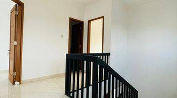 Gambar 2 Di Sewakan Rumah Di Pejaten - Brand New, Unit Pojok & Unfurnished