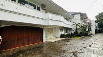 Gambar 1 Di Sewakan Rumah Luas Di Pejaten - Unfurnished & Swimming Pool